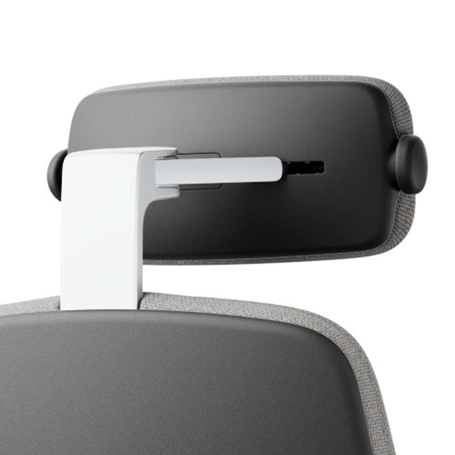 rh Logik 220 silver | Nahaufnahme Nackenstütze | Bezug Cura grau