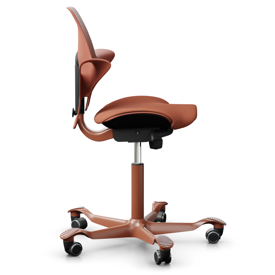 HAG Capisco Puls 8020 | Schale Rosehip | Bezug Capture Coral | Gestell Blush Rose | Seite