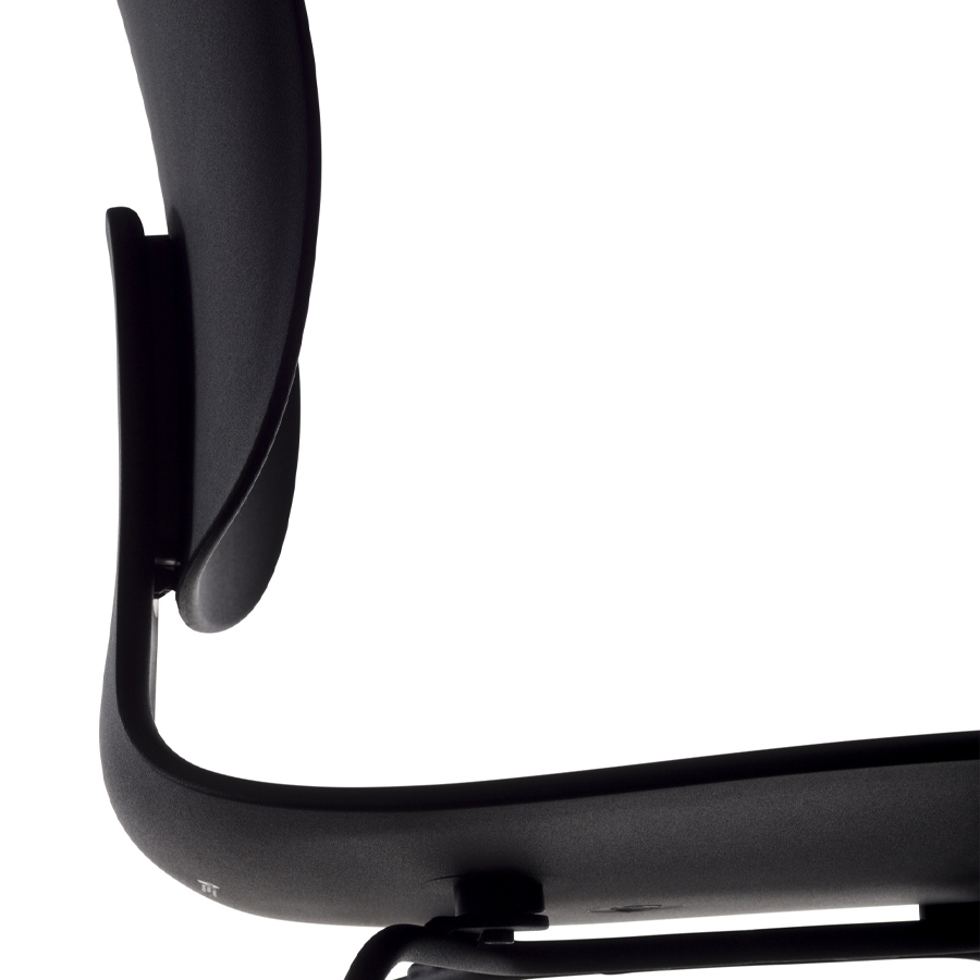 Klöber CoMeet com55O | Kufengestell Schwarz | Detail Seite