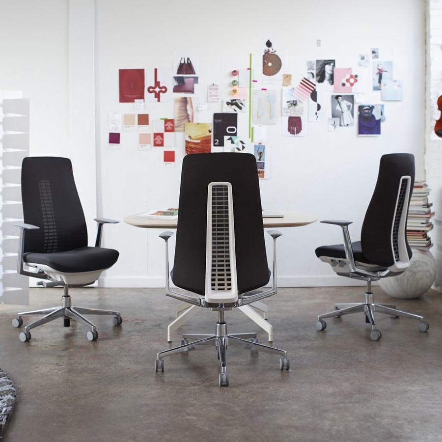 HAWORTH Fern Bürodrehstuhl grau mit Netzrücken Alu poliertes Fußkreuz - Fixe Armlehnen