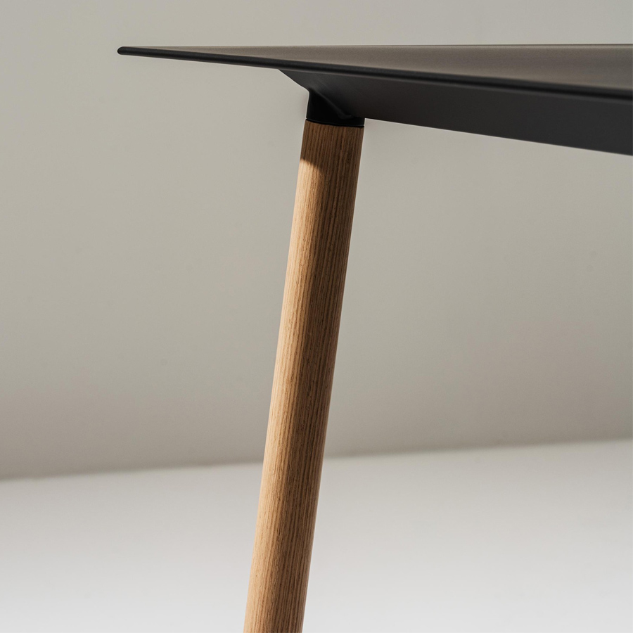 Arper Onemm Gestell aus Eiche natur