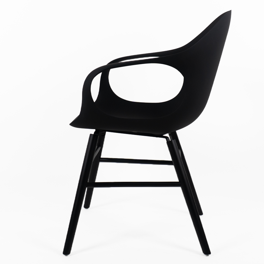 Kristalia ELEPHANT Stuhl mit Holzgestell Eiche schwarz Sitzschale schwarz - Seite