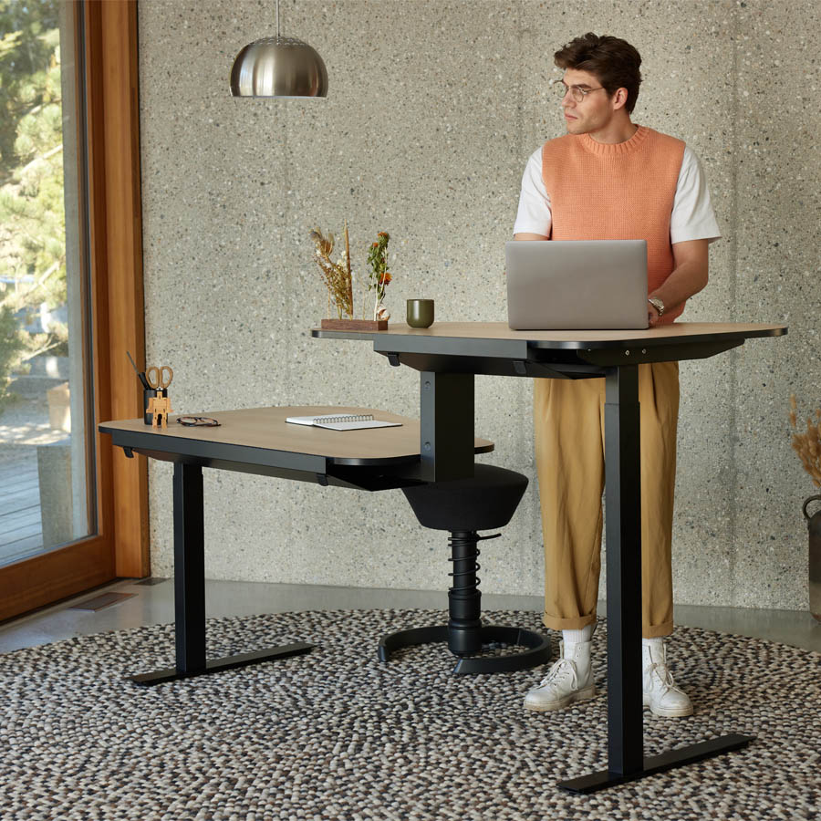 Aeris Active Office Desk - Gestell schwarz - Stehposition links - Platte Eiche natur - Kante schwarz