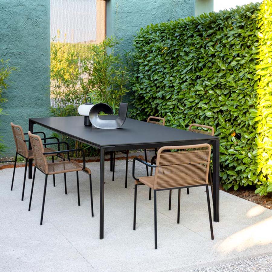 lapalma ARIA S43 Gartenstuhl | Sitfzfläche Tabak | Vierfuß-Gestell schwarz