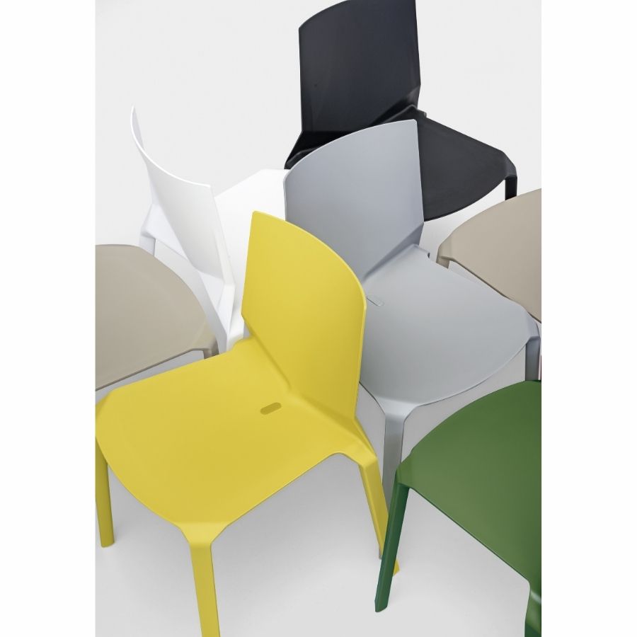 Kristalia PLANA Stuhl mit Vierfußgestell Farben