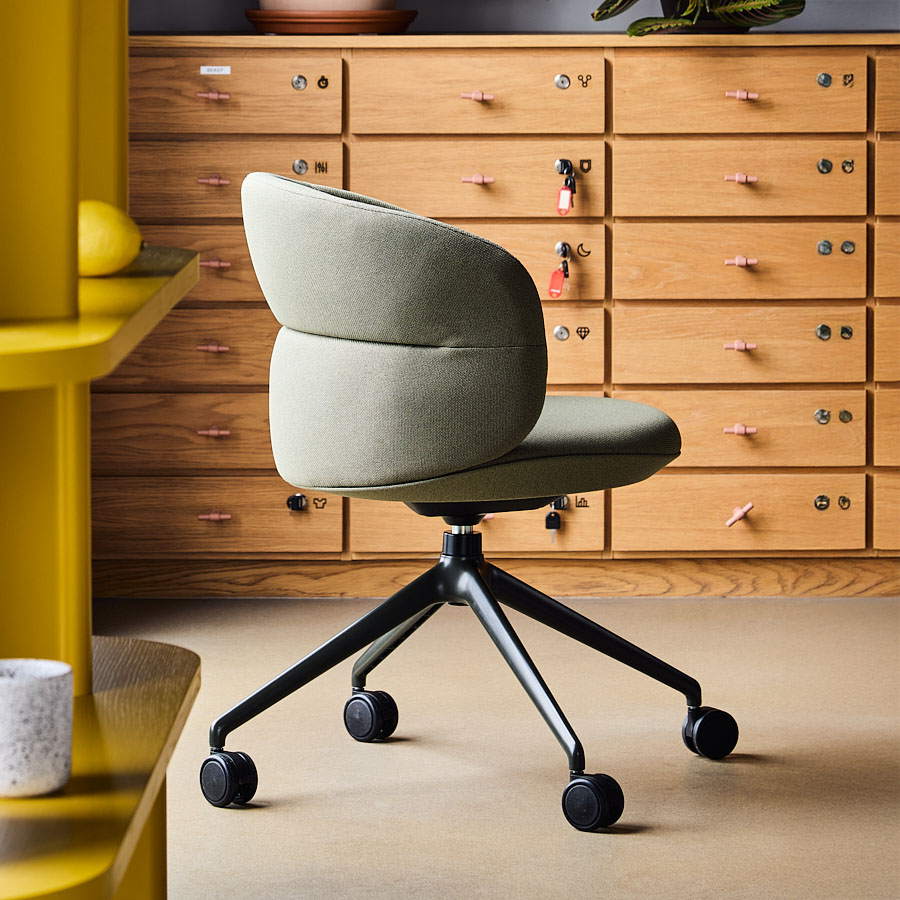 Noti Ekori Drehgestell 4-Arm mit Rollen Gestell schwarz, Bezug Cura 66167