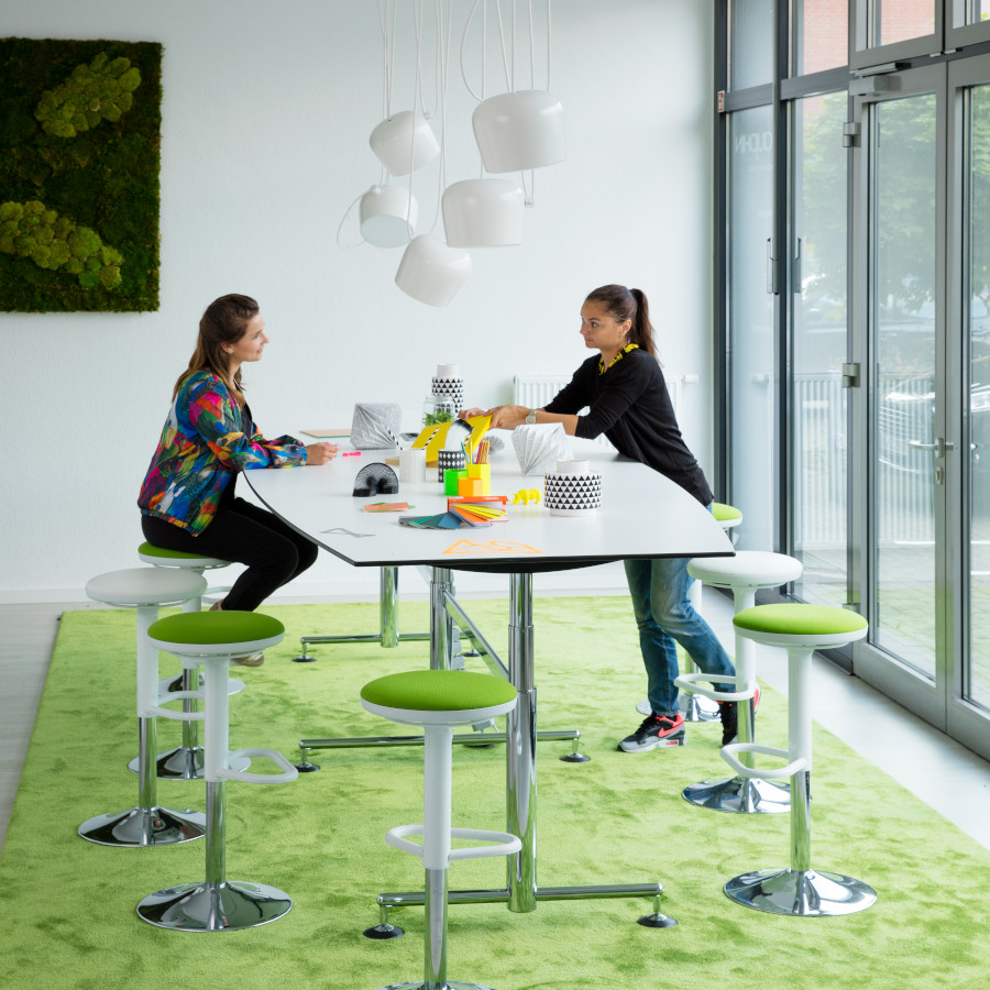 Bosse M1 Konferenztisch | Beispielbild hier in 320 cm Länge