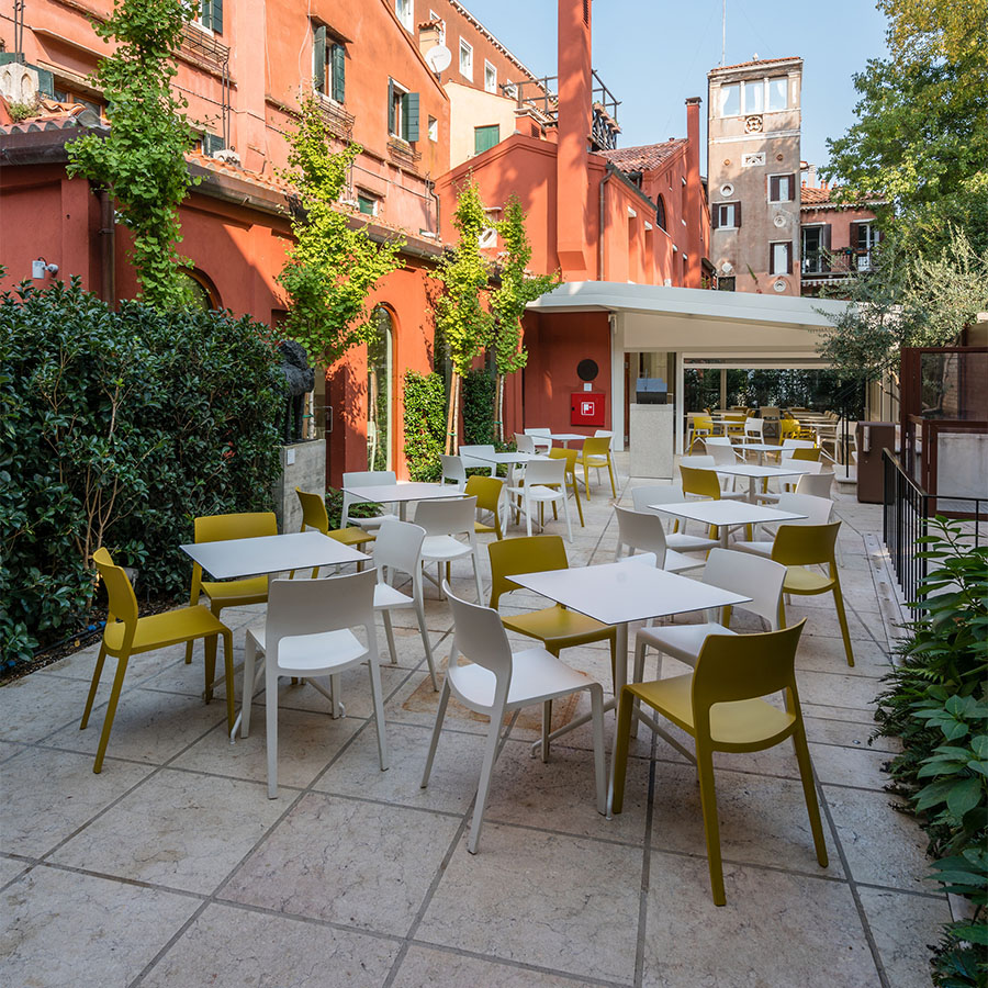 Arper Yop Tisch Eckig weiß