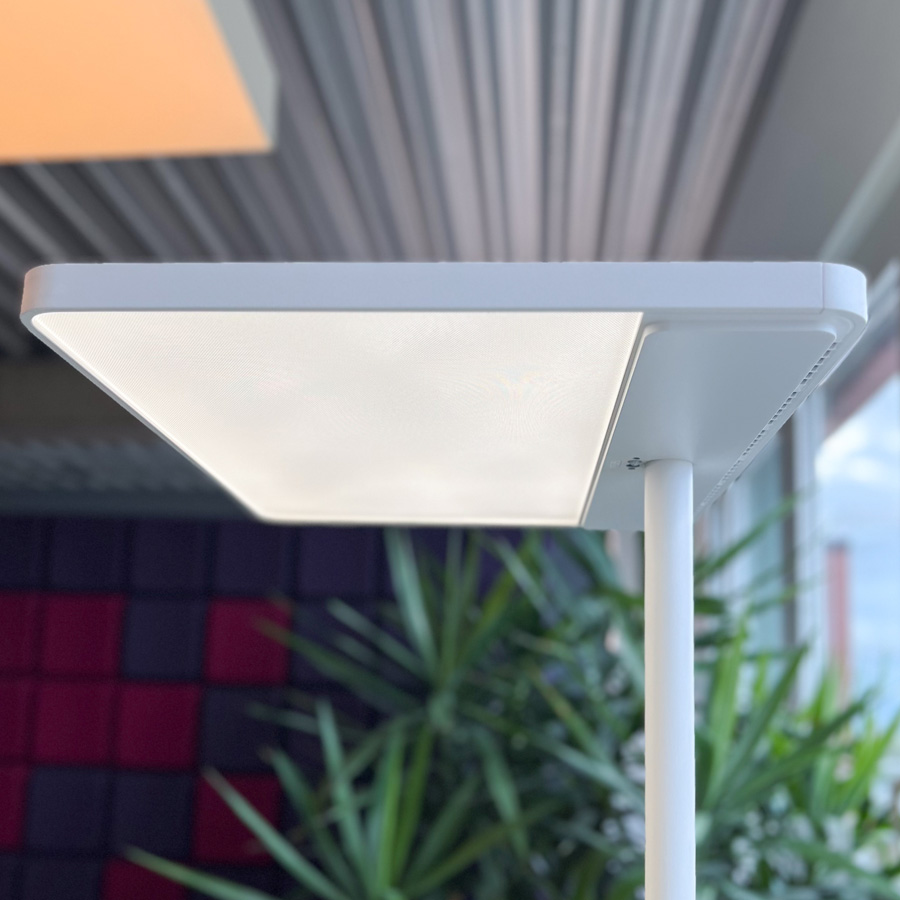 GLAMOX ADAPT-F LED Stehleuchte weiß | Seitenansicht nah