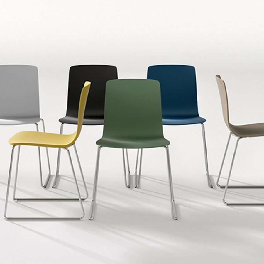 Arper AAVA Kufenstuhl - Beispielbild