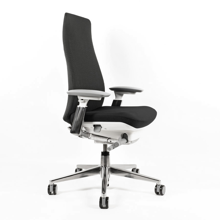 HAWORTH Fern Bürostuhl | Bis 150 kg | Netzrücken | Grau | Rahmen Snow | Ansicht seitlich