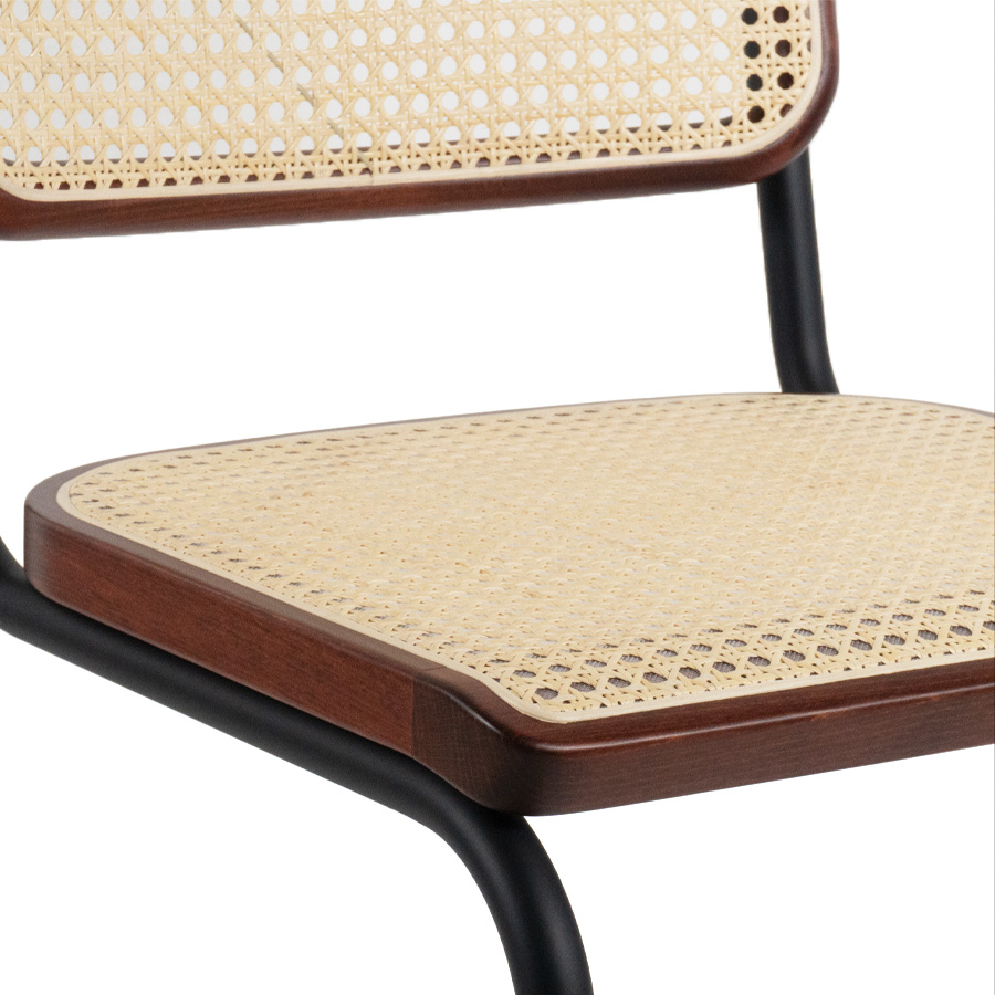 THONET Stahlrohr-Freischwinger S 32 V Buche gebeizt mahagoni - Gestell schwarz - Nahaufnahme