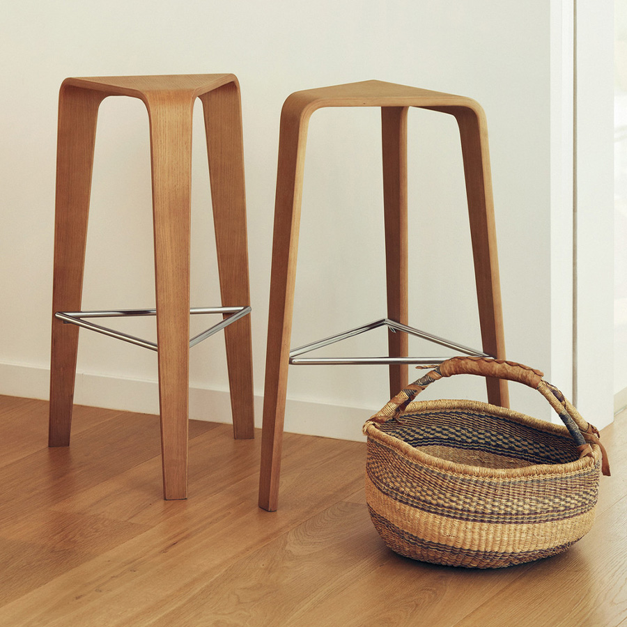 Arper Ply Barhocker Höhe 76 cm in Eiche natur