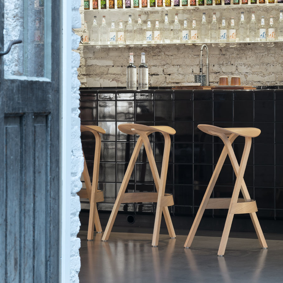 THONET 404 H Holzbarhocker - Beispielbild