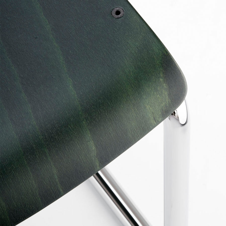 THONET Stahlrohr-Freischwinger S 43 K für Kinder - dunkelgrün gebeizt - Gestell verchromt - Nahaufnahme