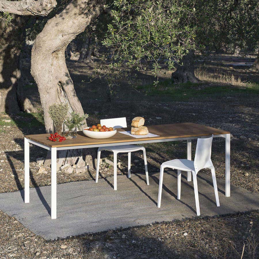 Kristalia be-Easy | Gartentisch | Beispielbild