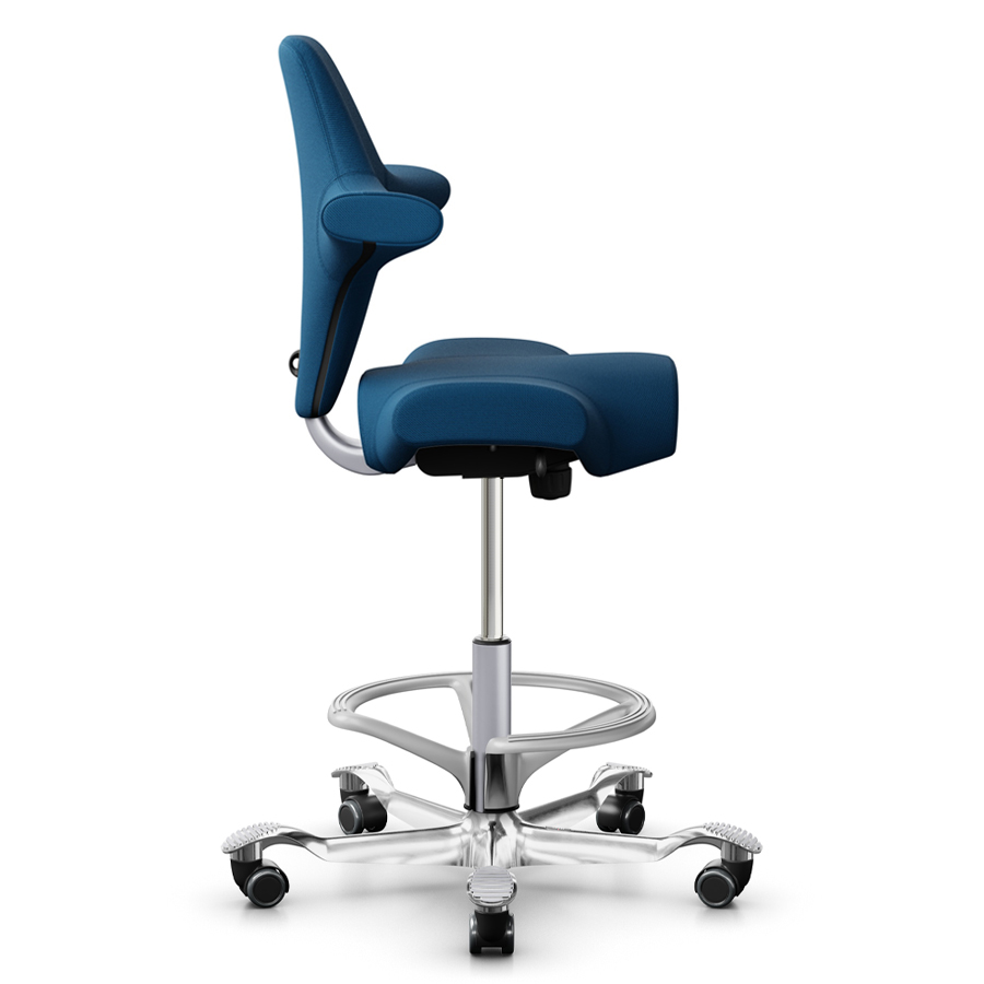 HAG Capisco 8106 Stoff Select 61186 navy - Gestell silber mit Fußring - Fußkreuz poliert - Seite