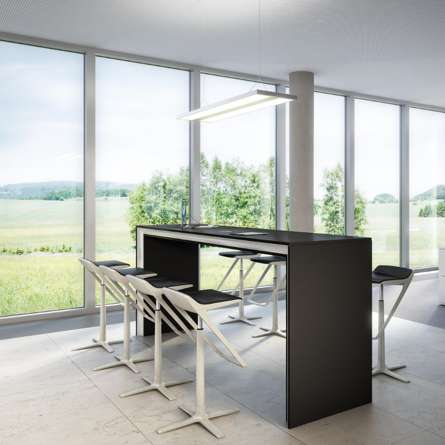 Interstuhl KINETICis5 710K Barhocker am Tisch