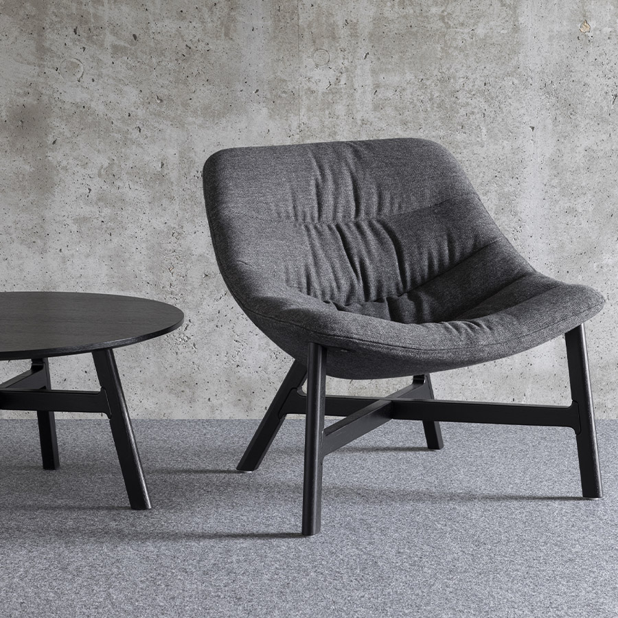 Noti Mishell Soft Holzgestell Eiche schwarz, Stoff Main Line Flax MLF28 Edgware