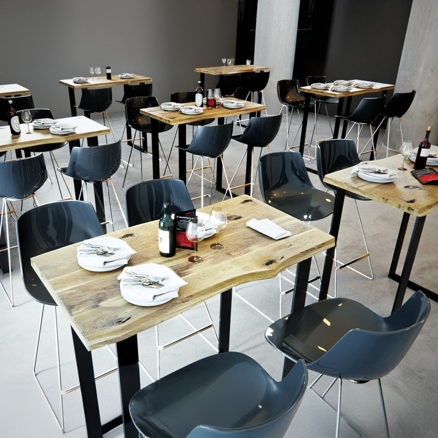 Trebord Tisch Avangard, Standard V Gestell in RAL 9005 schwarz, Tischplatte Esche