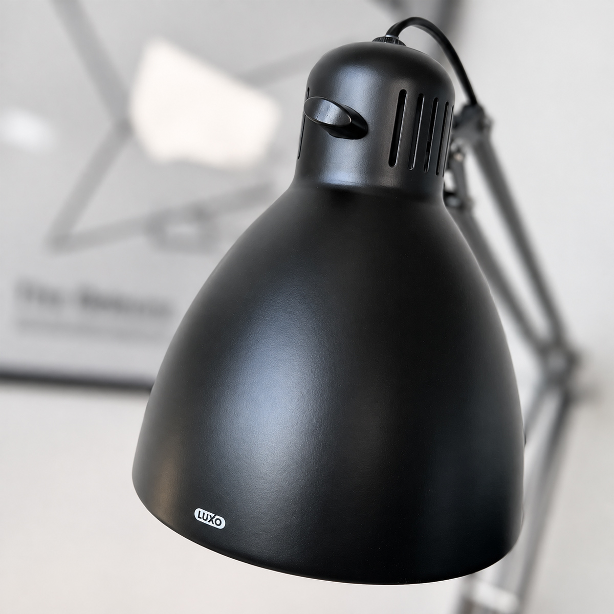 GLAMOX Luxo L1 Tischleuchte schwarz LED
