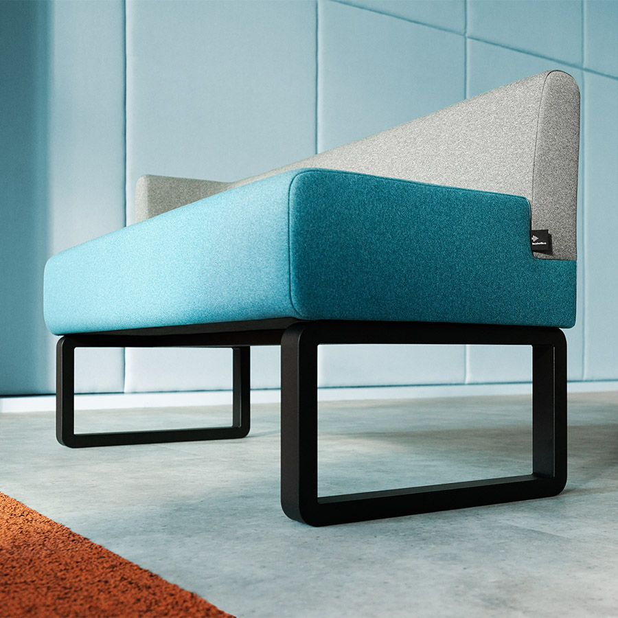 HushFree.M Sofa auf Anfrage in zwei Farben