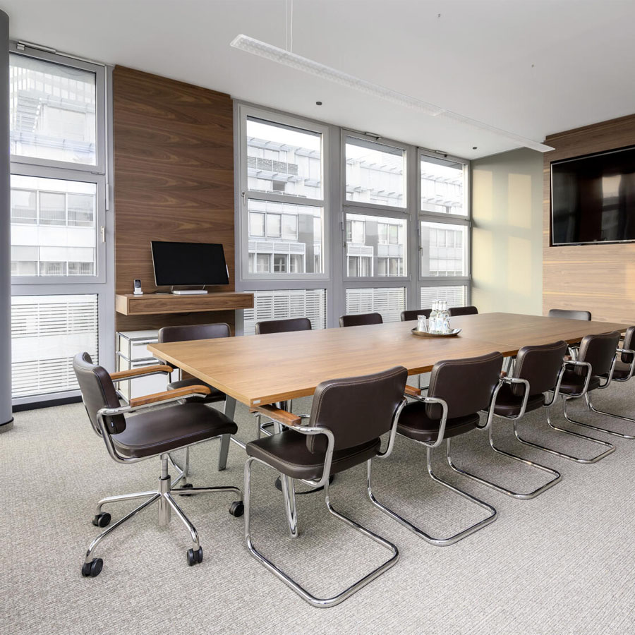 THONET 1500 Allrounder-Tisch - Beispielbild