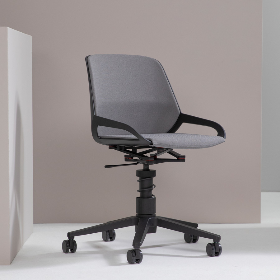 Aeris Numo Task mit Federbein - Beispielbild