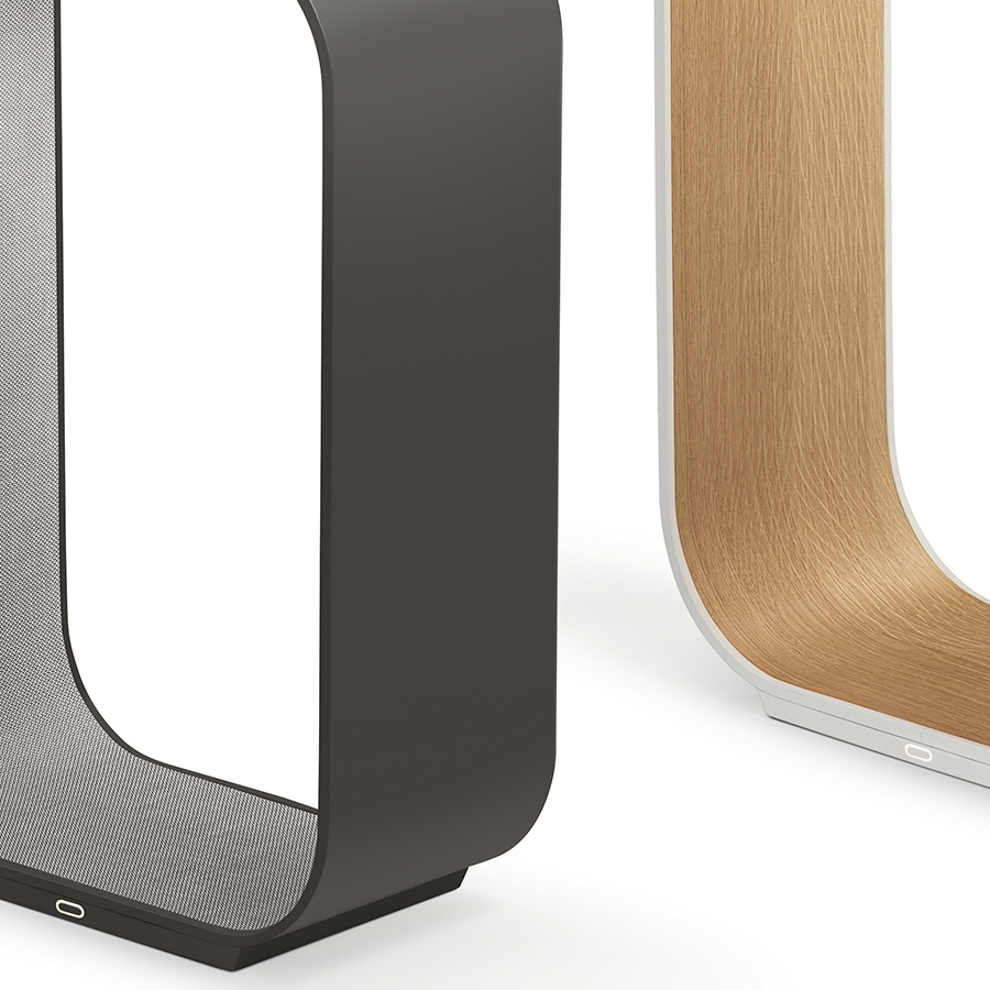 Pablo Contour | Detailaufnahme innen mit Stoffbezug und Furnier