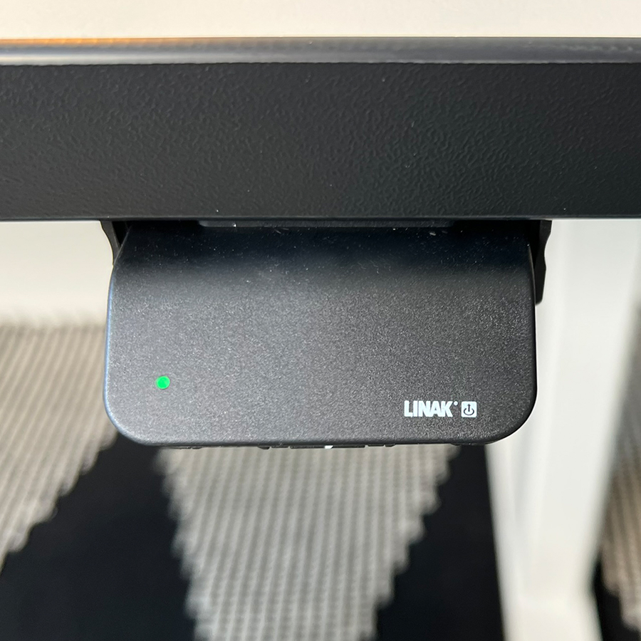 Kinder Schreibtisch CLEO Bedienelement LINAK