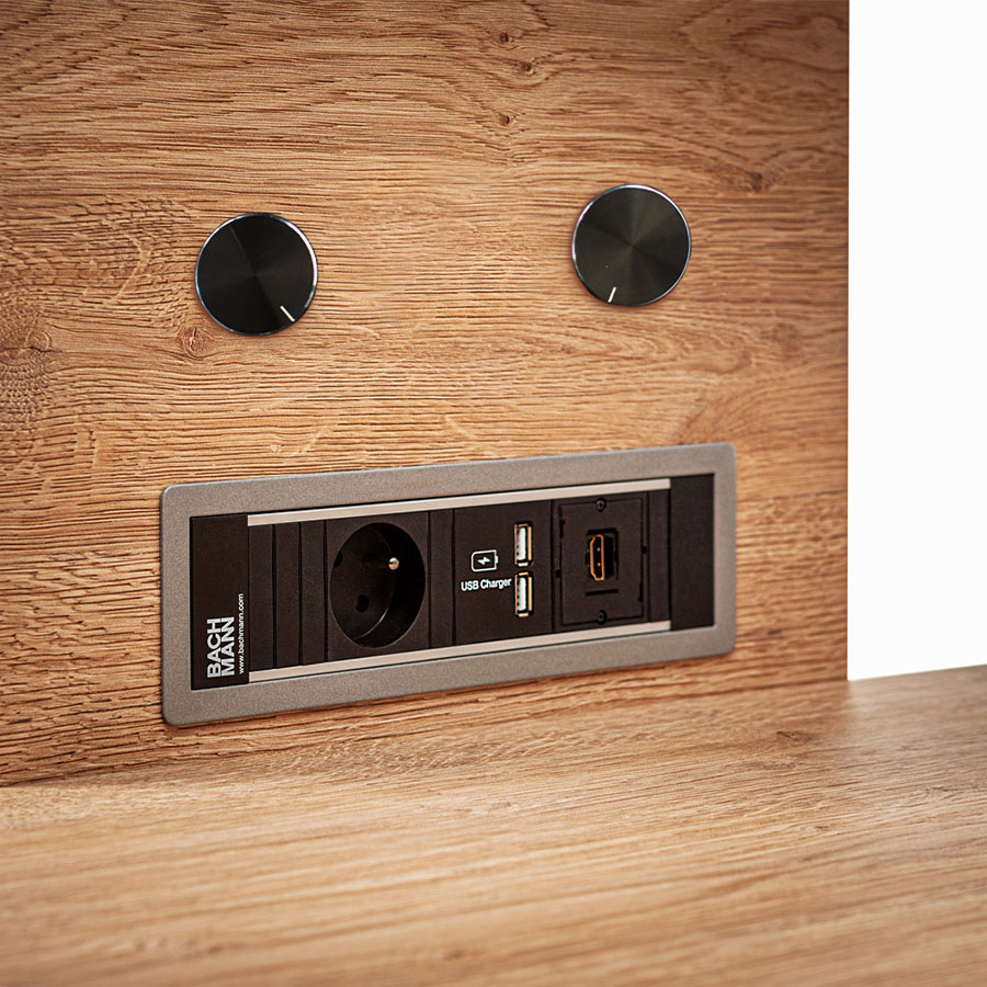 Bejot Treehouse TH4 Akustikkabine Mediaport und Regler für Licht und Lüftung