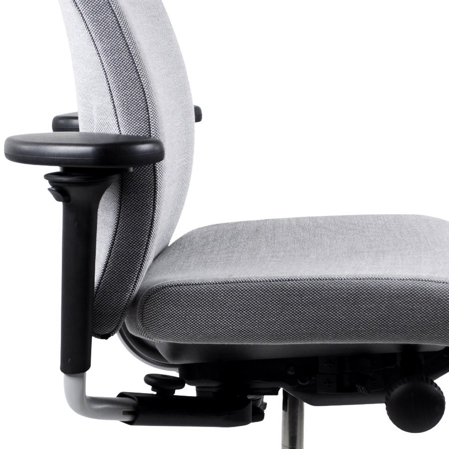 HAG Creed 6002 - Bezug Steelcut Trio 133 - Detail SlideBack Armlehnen - Position hinten