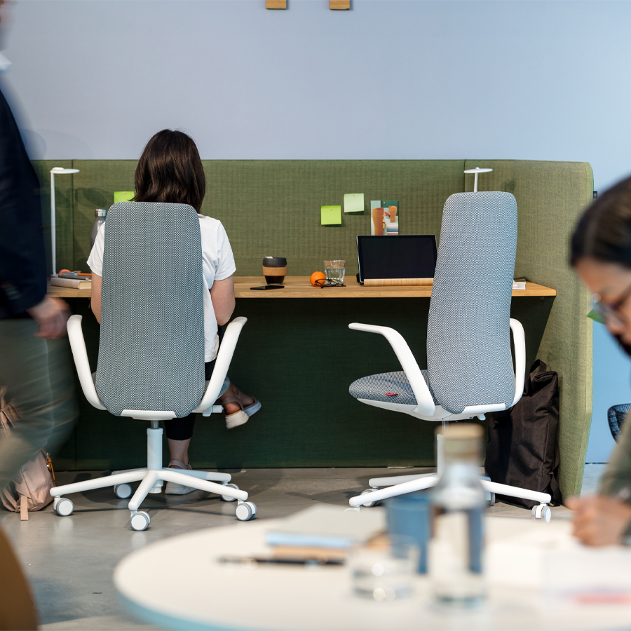 HAWORTH Nia Bürostuhl - Stoff Diagonale chevron blau - hohe Rückenlehne