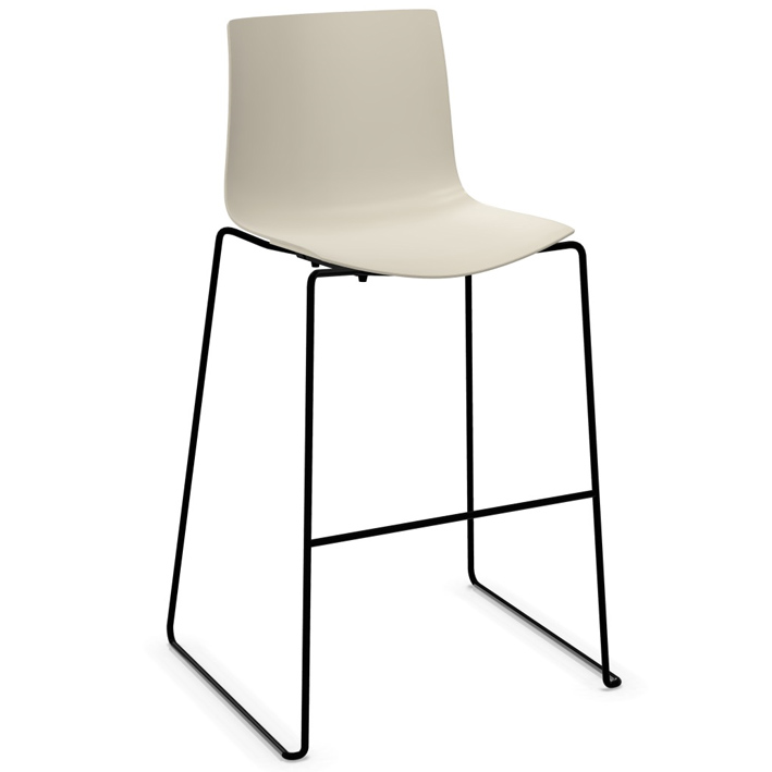 Arper Catifa 46 0471 Barhocker elfenbein schwarz