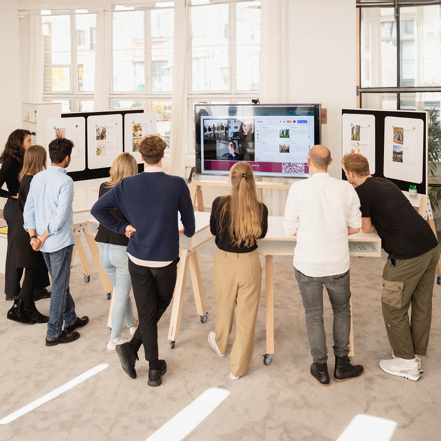 WHAT IF WE FLY Kollektion in der Anwendung