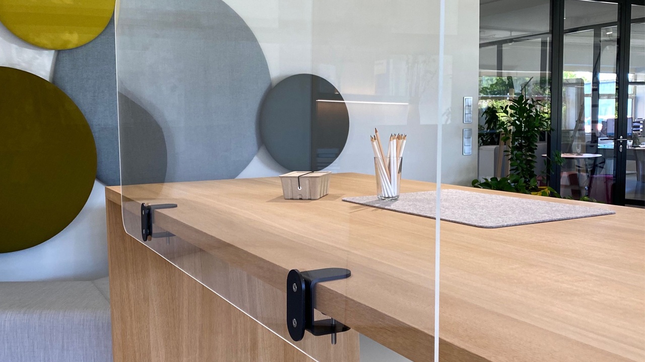 cascandotrennwand-klemmbefestigung01973