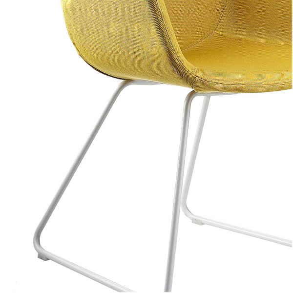 Lapalma PASS S130 Stuhl mit Kufengestell Detail 2