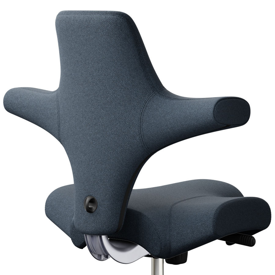 HAG CAPISCO 8106 Stoff Cura dunkelgrau mit Sattelsitz - Gestell silber - Nahaufnahme