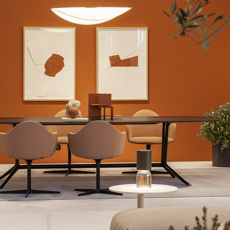 lapalma Trail Tisch Indoor | schwarz offenporig | rechteckige Platte | Beispielbild