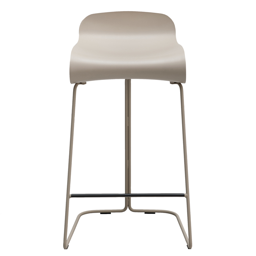 Kristalia BCN Barhocker mit Kufengestell beige - mittlere Größe - Front