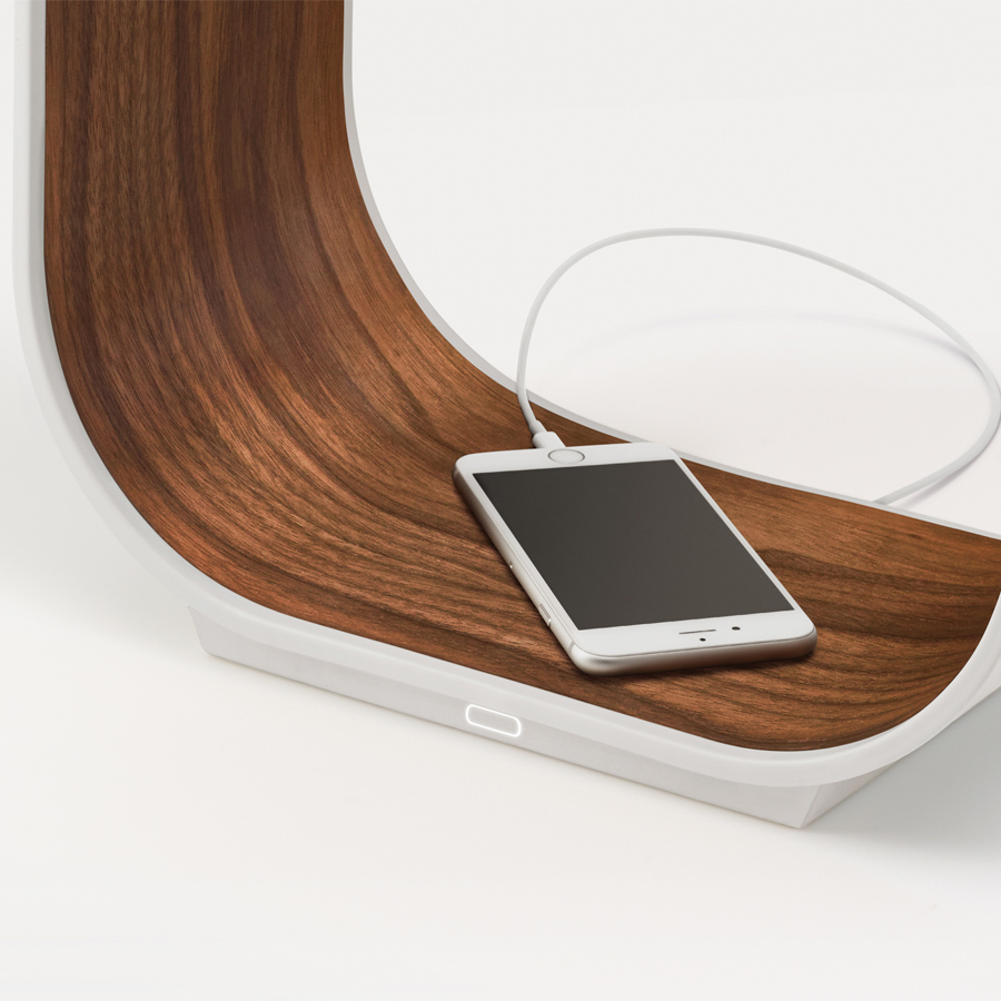 Pablo Contour | Mit USB-Anschluss | Nur bei den Tischleuchten verfügbar