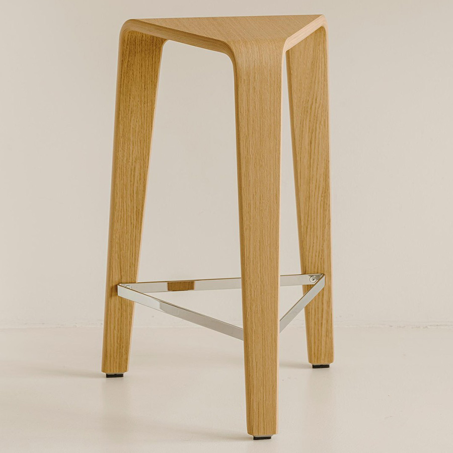 Arper Ply Barhocker Höhe 64 cm in Eiche natur