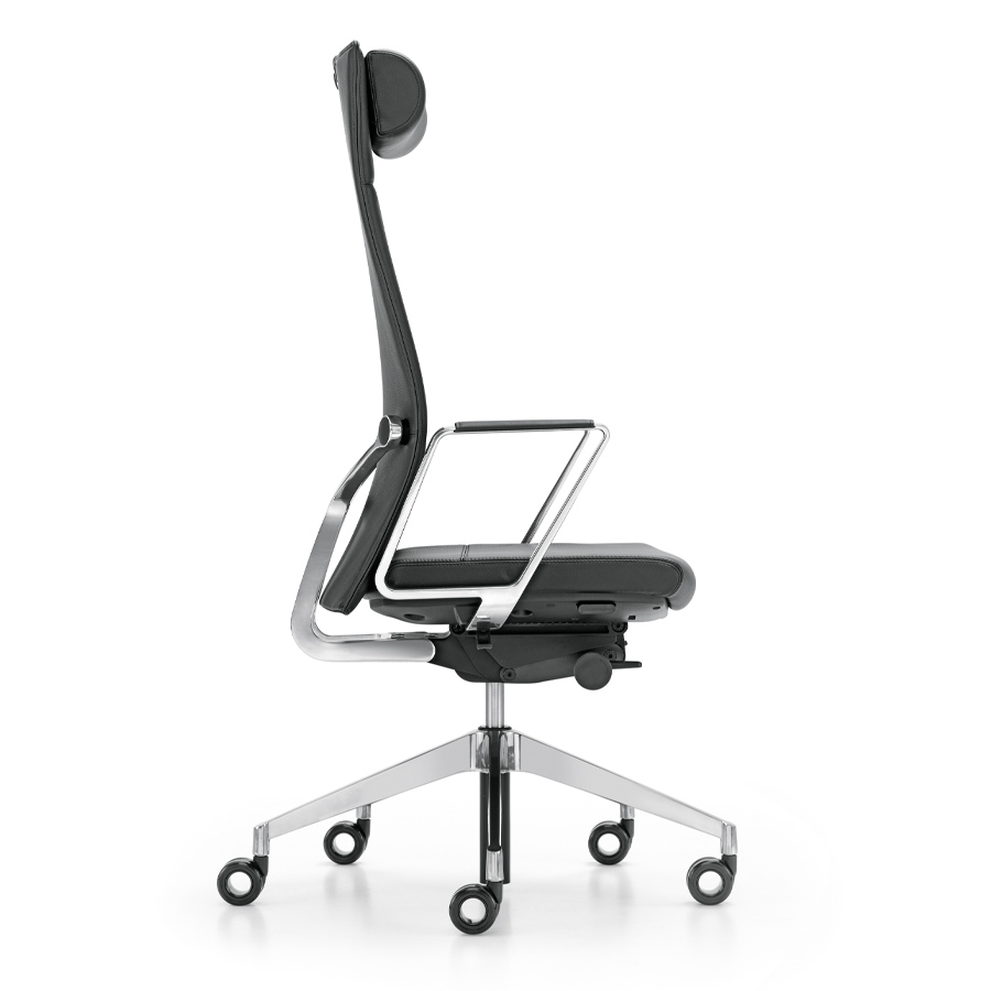 Girsberger Bürostuhl Diagon | Rückenlehne hoch gepolstert | Mit Kopfstütze und Ringarmlehnen