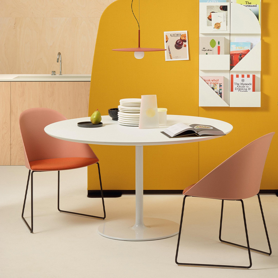 Arper DIZZIE Esstisch Höhe 74 cm weiß