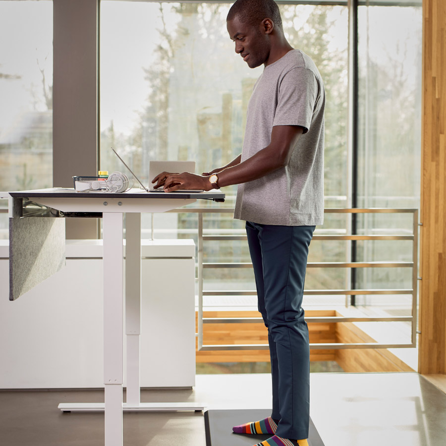 Aeris Muvmat Anti-Ermüdungsmatte schwarz ohne Bezug - Beispielbild