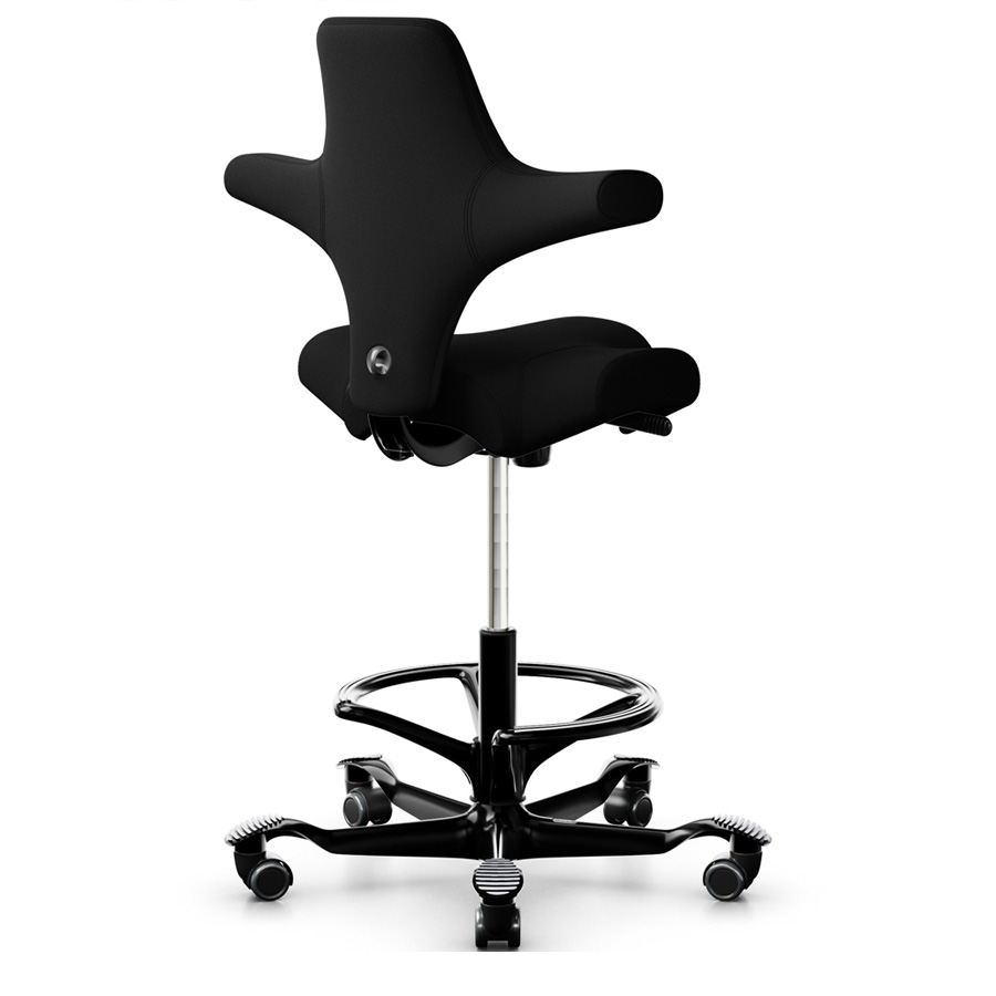 HAG Capisco 8106 schwarz mit Fußring - Rückansicht