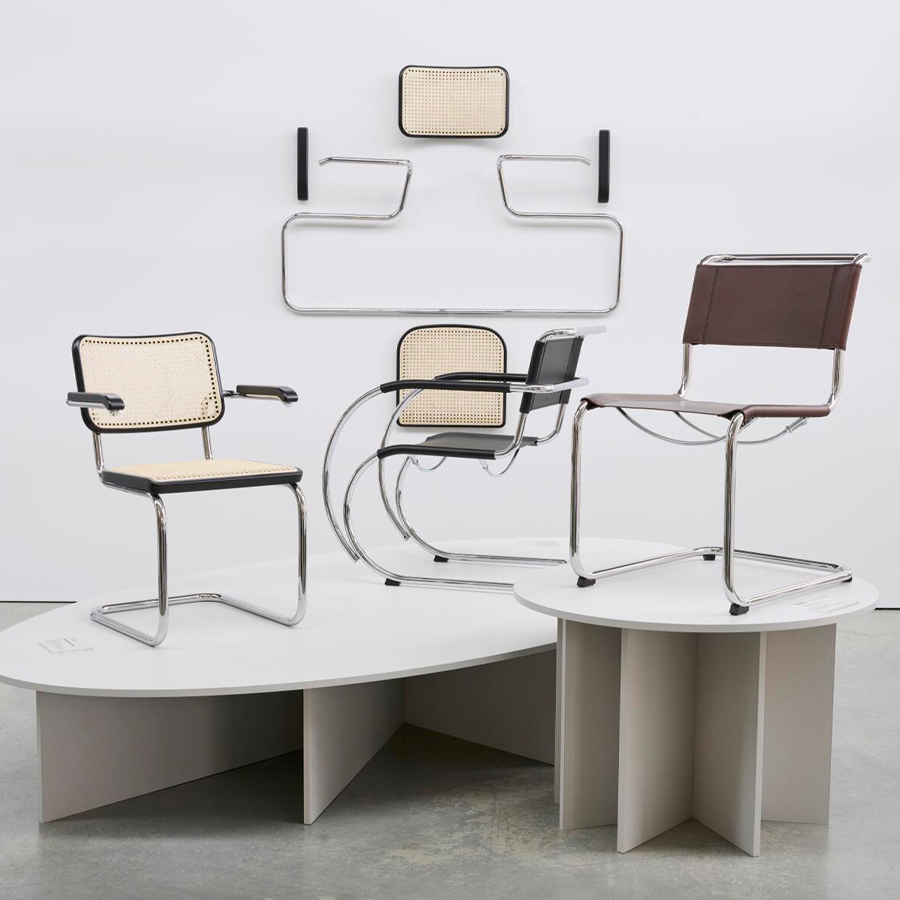 THONET Stahlrohr-Freischwinger S 33 Sitz und Rücken Kernleder schokobraun  - Gestell chrom