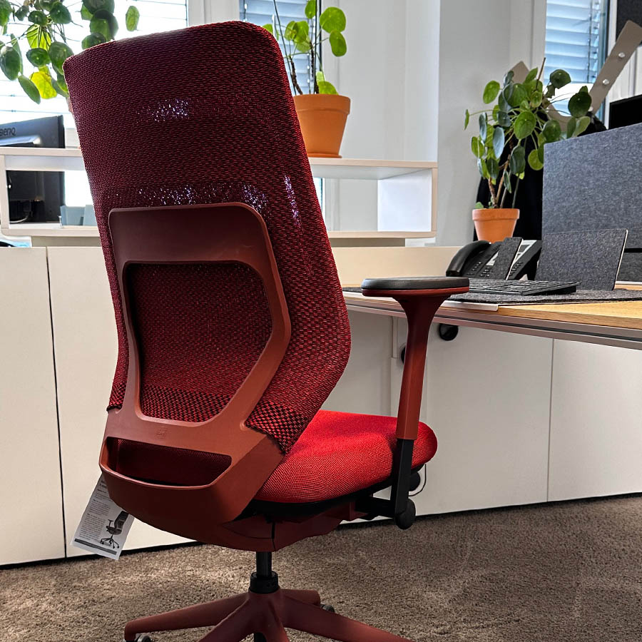 fm Asiento Bürodrehstuhl in Rot Komfort - Beispielbild