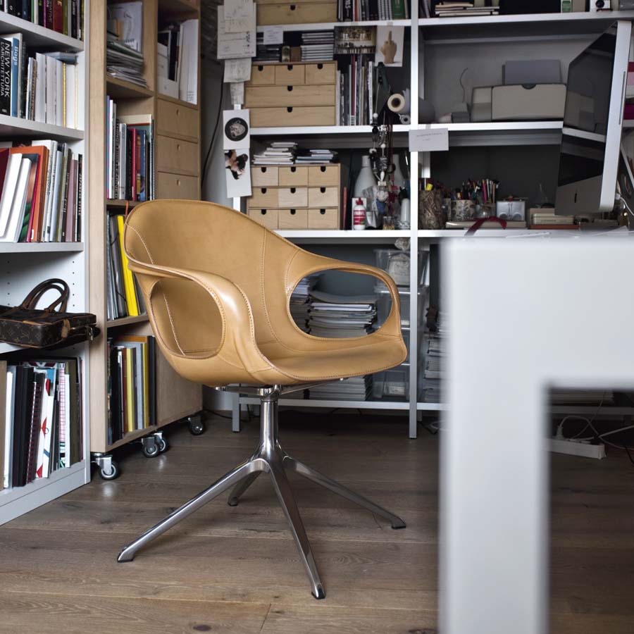 Kristalia ELEPHANT Drehstuhl - Beispielbild