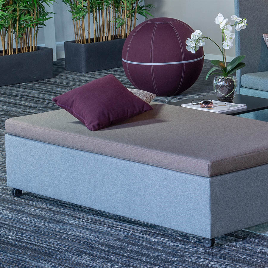 The Hut Collection - The Bench mit Cover (optional)